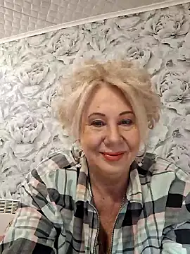 Snapshot of PALETT chatting on 02.07.25 PALETT online show from 02.07.25