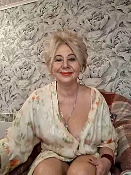 Snapshot of PALETT chatting on 02.22.25 PALETT online show from 02.22.25