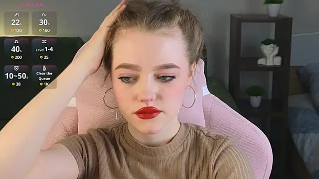 Eveleen Soleen online show from 12.08.24