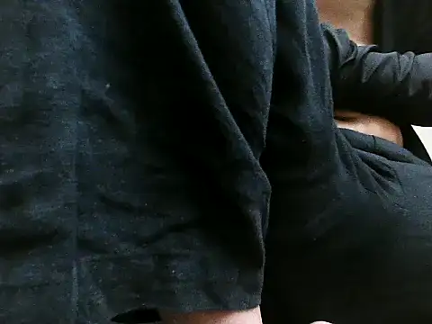 sexyguy1231 online show from 11.15.25