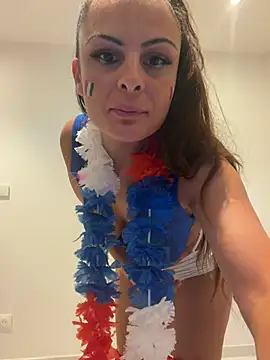 Snapshot of lenalux chatting on 06.30.26 lenalux online show from 06.30.26
