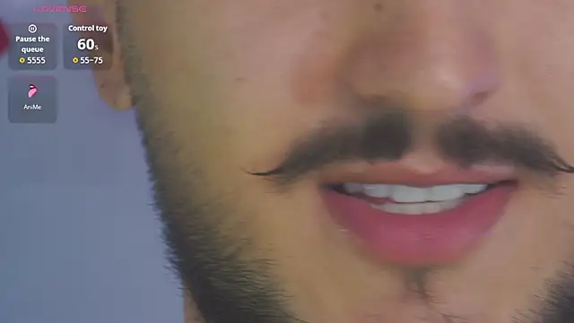 Snapshot of Zionmattis chatting on 02.14.26 Zionmattis online show from 02.14.26