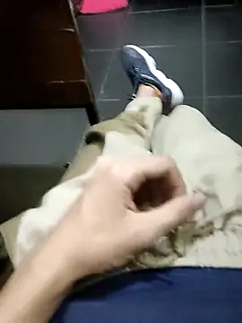 Juliano69xv online show from 10.16.25