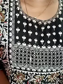 tamil-varshu online show from 01.05.25