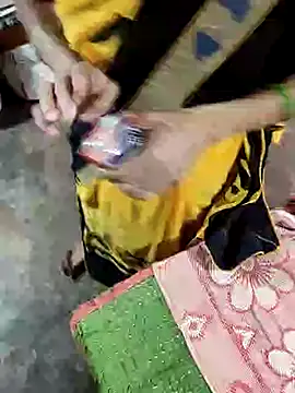 Snapshot of poojaji2024 chatting on 02.28.25 poojaji2024 online show from 02.28.25