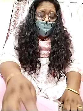 Snapshot of Pushpavathi_78 chatting on 10.04.25 Pushpavathi 78 online show from 10.04.25