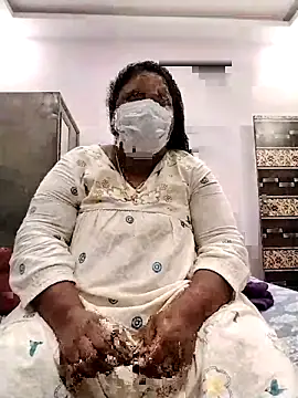 Snapshot of Pushpavathi_78 chatting on 10.16.25 Pushpavathi 78 online show from 10.16.25