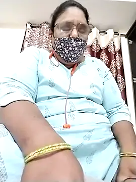 Snapshot of Pushpavathi_78 chatting on 10.17.25 Pushpavathi 78 online show from 10.17.25