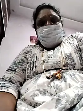 Snapshot of Pushpavathi_78 chatting on 10.19.25 Pushpavathi 78 online show from 10.19.25