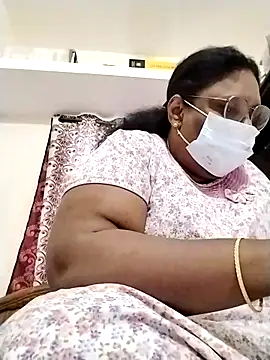 Snapshot of Pushpavathi_78 chatting on 10.24.25 Pushpavathi 78 online show from 10.24.25