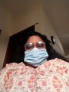 Snapshot of Pushpavathi_78 chatting on 11.03.25 Pushpavathi 78 online show from 11.03.25