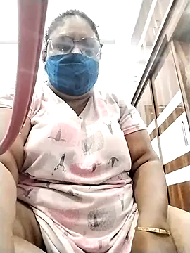 Snapshot of Pushpavathi_78 chatting on 11.06.25 Pushpavathi 78 online show from 11.06.25