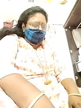 Snapshot of Pushpavathi_78 chatting on 11.13.25 Pushpavathi 78 online show from 11.13.25