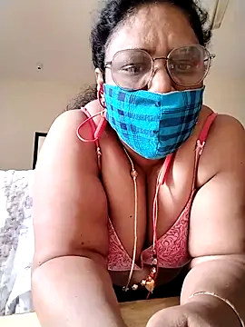 Snapshot of Pushpavathi_78 chatting on 11.17.25 Pushpavathi 78 online show from 11.17.25