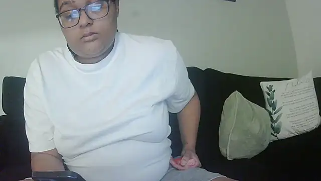 vanilla chocolate23 online show from 10.10.25