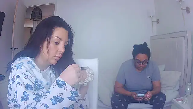 vanilla chocolate23 online show from 03.05.26