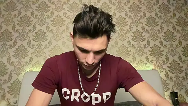 Snapshot of denlover1 chatting on 01.09.25 denlover1 online show from 01.09.25