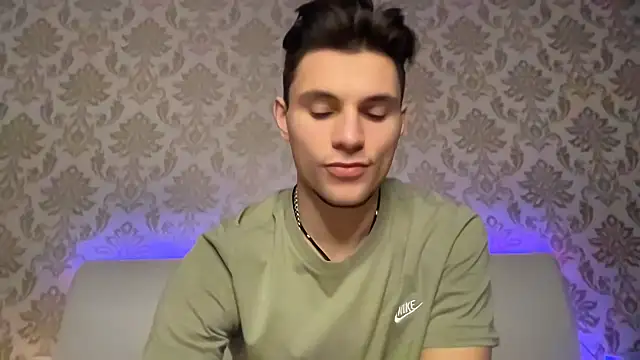 Snapshot of denlover1 chatting on 01.23.25 denlover1 online show from 01.23.25