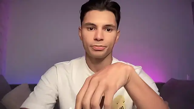 Snapshot of denlover1 chatting on 09.14.25 denlover1 online show from 09.14.25