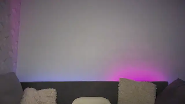 Snapshot of denlover1 chatting on 09.18.25 denlover1 online show from 09.18.25