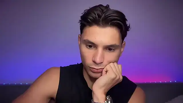 Snapshot of denlover1 chatting on 09.20.25 denlover1 online show from 09.20.25