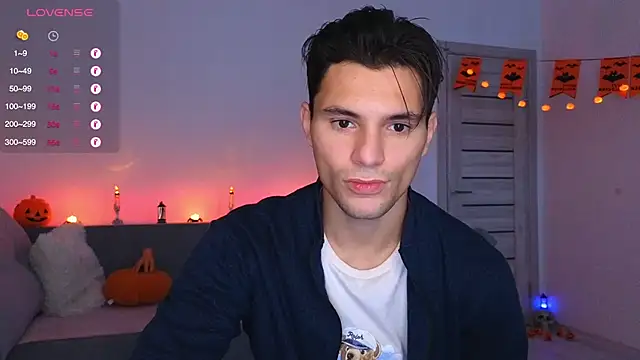 Snapshot of denlover1 chatting on 10.10.25 denlover1 online show from 10.10.25