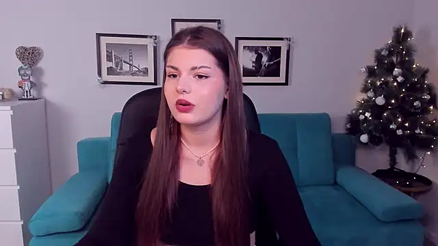 AdeliaKiss online show from 12.14.24