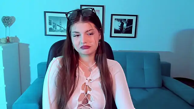 AdeliaKiss online show from 01.29.25