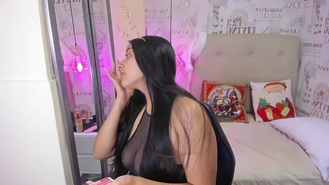 Alyssapark online show from 12.13.24