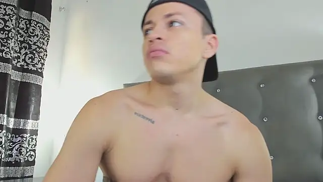 Angel Cuervo online show from 12.31.24