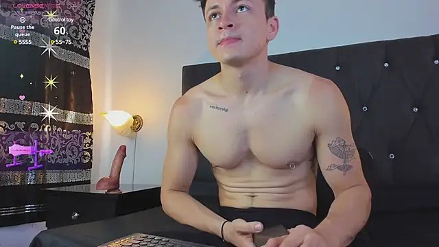 Angel Cuervo online show from 02.18.25