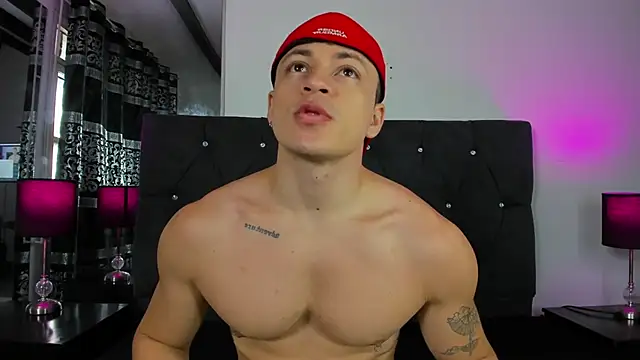 Angel Cuervo online show from 11.28.25