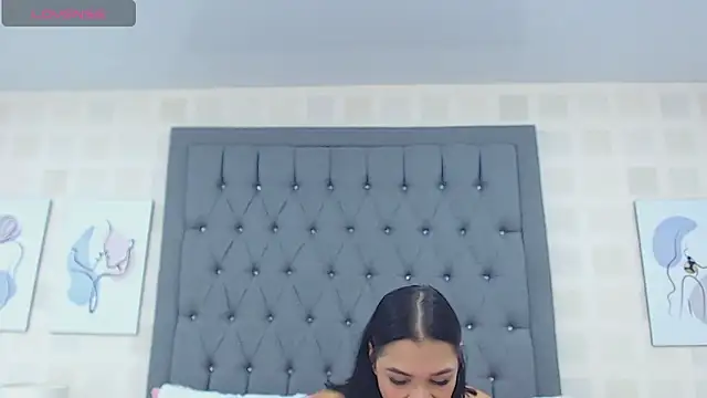 Snapshot of JoslinEvans chatting on 10.28.25 JoslinEvans online show from 10.28.25