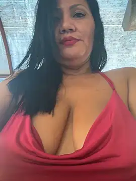Snapshot of Hot_Rose83 chatting on 02.18.25 Hot Rose83 online show from 02.18.25