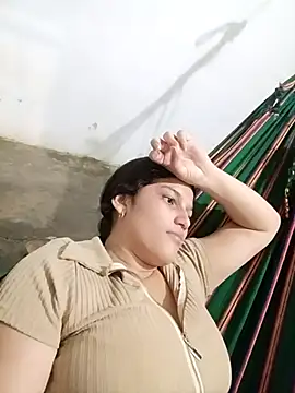 Snapshot of girl_milk1 chatting on 09.30.25 girl milk1 online show from 09.30.25