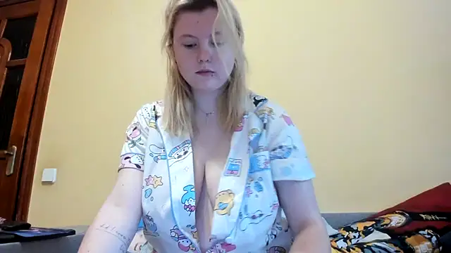 LillyDepp online show from 11.23.25