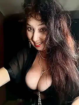 GypsyEsmeralda online show from 01.04.25