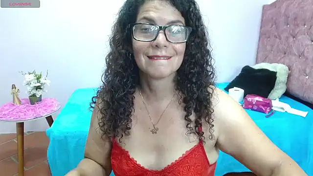 Snapshot of sila_bolum chatting on 02.01.25 sila bolum online show from 02.01.25