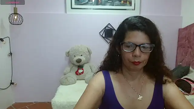 Snapshot of sila_bolum chatting on 02.26.25 sila bolum online show from 02.26.25