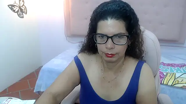 Snapshot of sila_bolum chatting on 03.18.25 sila bolum online show from 03.18.25