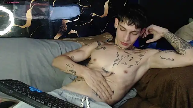 Apolo Hidalgo01 online show from 04.18.26