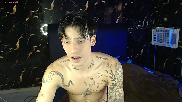 Snapshot of Apolo_Hidalgo01 chatting on 06.15.26 Apolo Hidalgo01 online show from 06.15.26