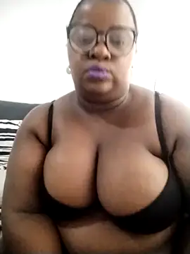 HotBootyBabe90 online show from 02.18.26