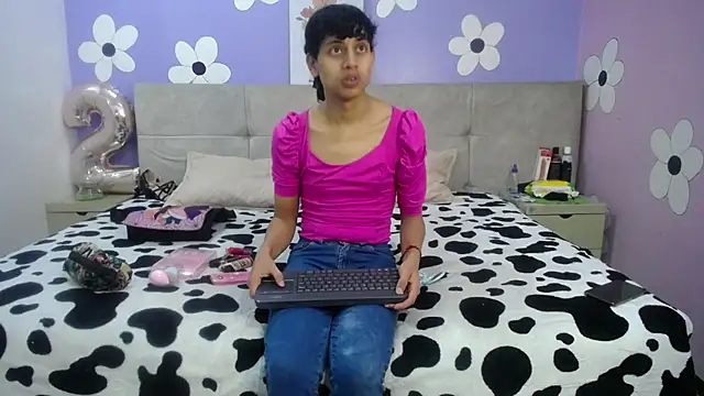 Snapshot of Eimyflorian chatting on 01.30.25 Eimyflorian online show from 01.30.25