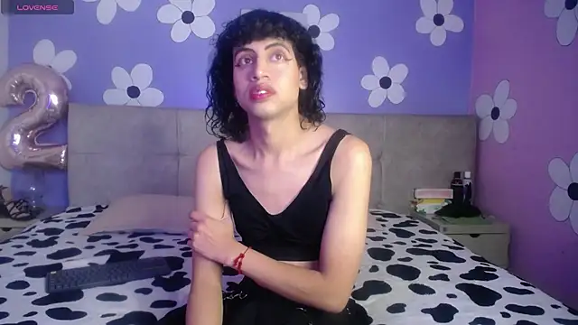 Snapshot of Eimyflorian chatting on 02.01.25 Eimyflorian online show from 02.01.25