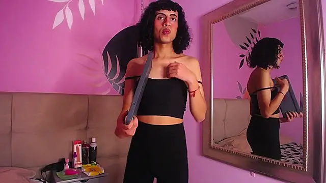 Snapshot of Eimyflorian chatting on 03.19.25 Eimyflorian online show from 03.19.25