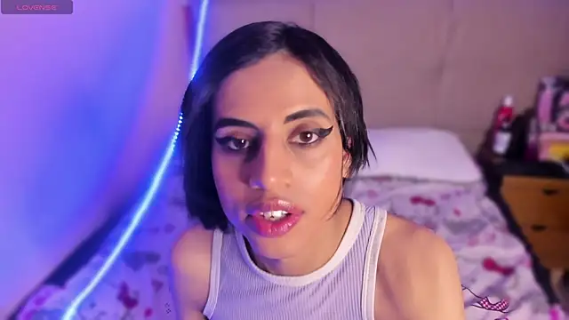 Snapshot of Eimyflorian chatting on 09.23.25 Eimyflorian online show from 09.23.25