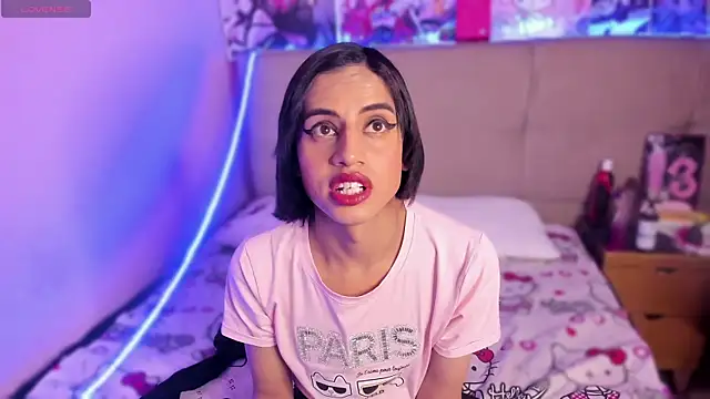 Snapshot of Eimyflorian chatting on 10.21.25 Eimyflorian online show from 10.21.25