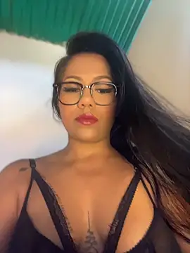 Snapshot of shaylin_brooke1 chatting on 07.19.26 shaylin brooke1 online show from 07.19.26
