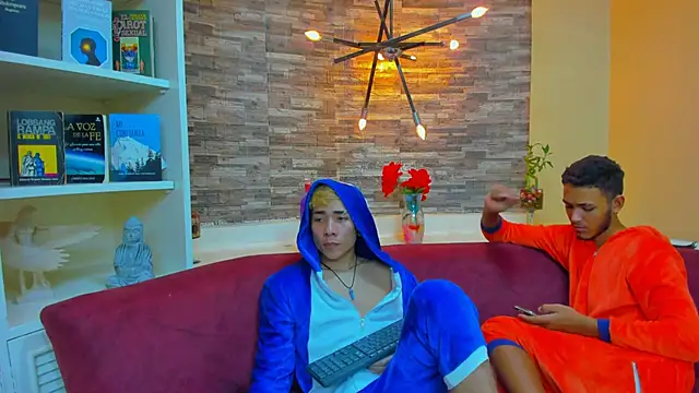 Snapshot of StrawwBoys chatting on 01.16.25 StrawwBoys online show from 01.16.25